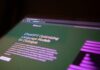 AI, 건강 관리의 새로운 조력자로 떠오르다 a close up of a computer screen with a blurry background